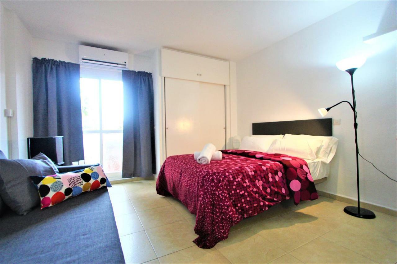 Apartamentos Jupiter Minerva - Piscina Abierta - Excelente Conexion Wifi ベナルマデナ エクステリア 写真